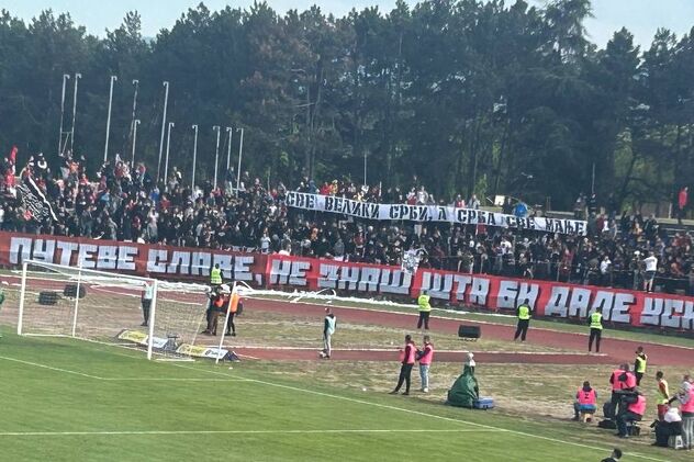 Odgovor navijača Radničkog (Foto: Telegraf.rs)