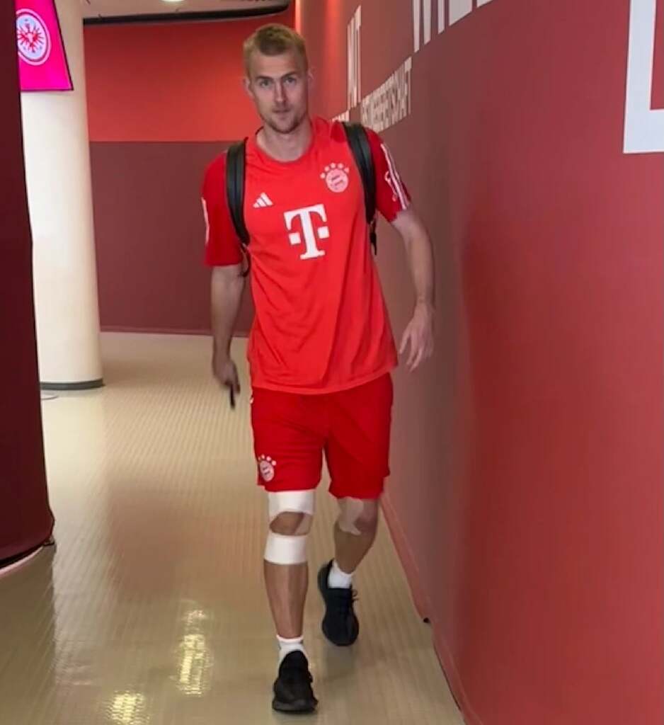 Povrijeđeni Matthijs de Ligt (Foto: Twitter)
