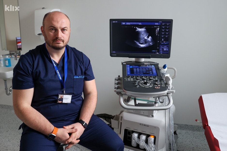 Dr.med. Emir Gušo ponio je svoje višegodišnje iskustvo u ASA Bolnicu, gdje pacijentima planira pružiti kvalitetnu skrb (Foto: I. L./Klix.ba)