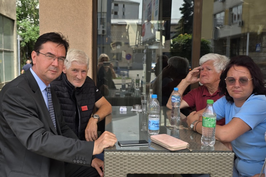 Ajanović s porodicom Šumatić