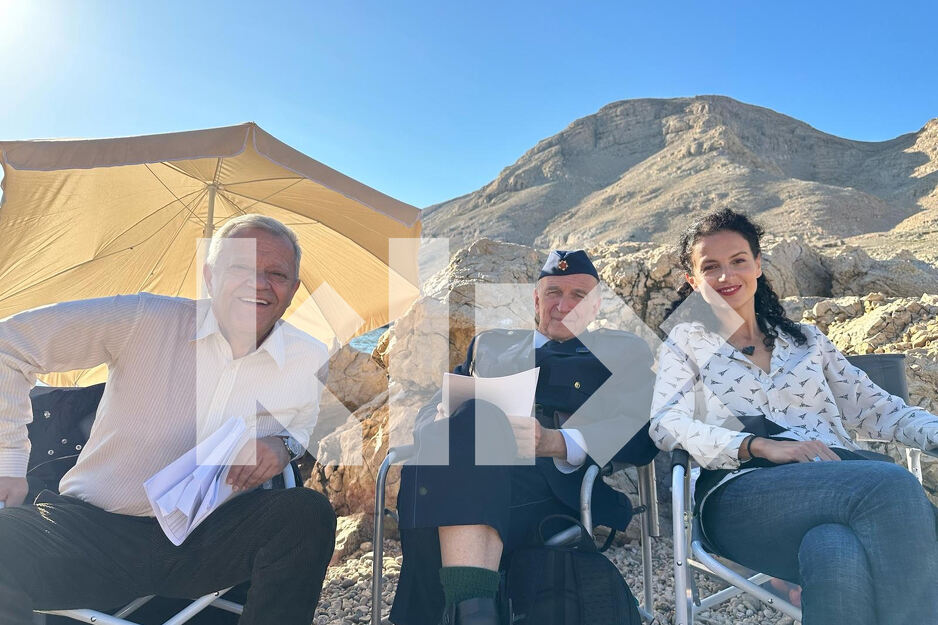 Emir Hadžihafizbegović, Svetozar Cvetković i producentica Anita Juka na snimanju filma Divna večer, divan dan