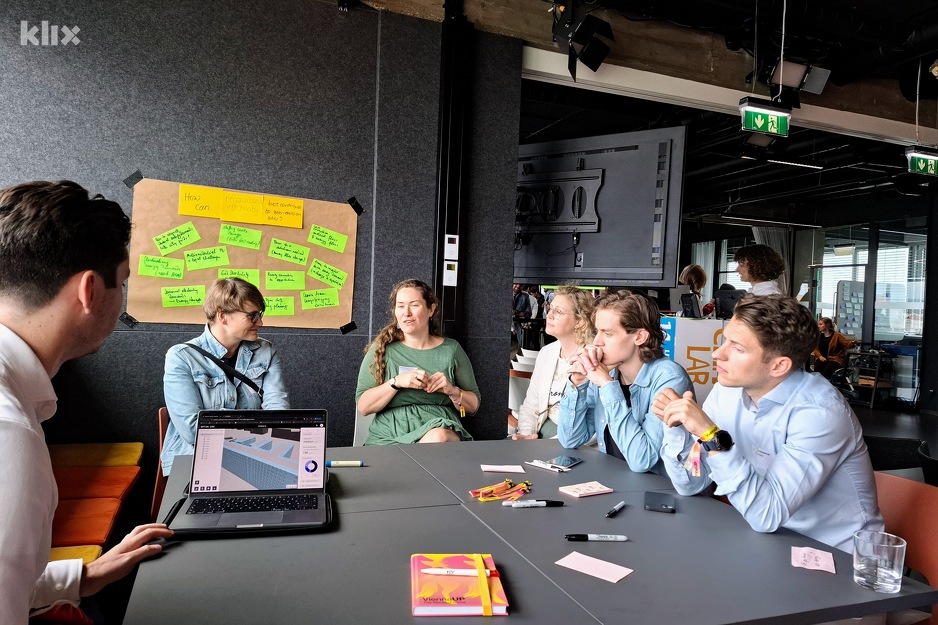 Predstavljena tehnološka i druga rješenja za poboljšanje javnih usluga u gradovima (Foto: Klix.ba)