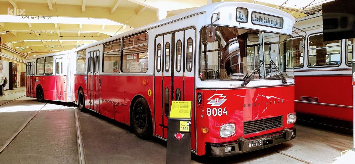 Autobus koji je 1976. upao u Dunav usljed urušavanja mosta (Foto: Klix.ba)