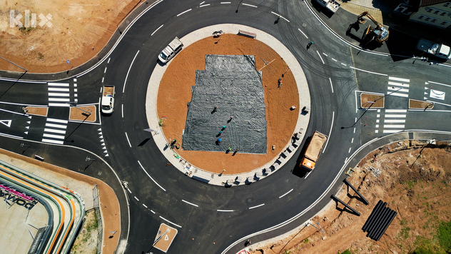 Novoizgrađeni kružni tok na Ilidži (Foto: Klix.ba)