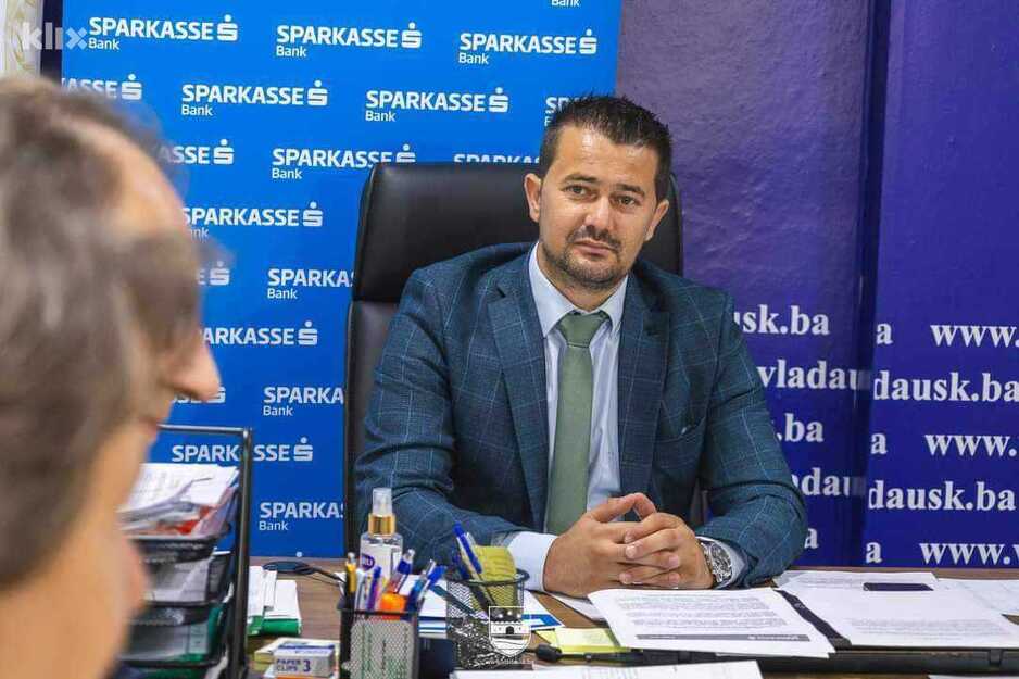 Ministar obrazovanja, nauke, kulture i sporta Unsko-sanskog kantona Denis Osmankić (Foto: Klix.ba)