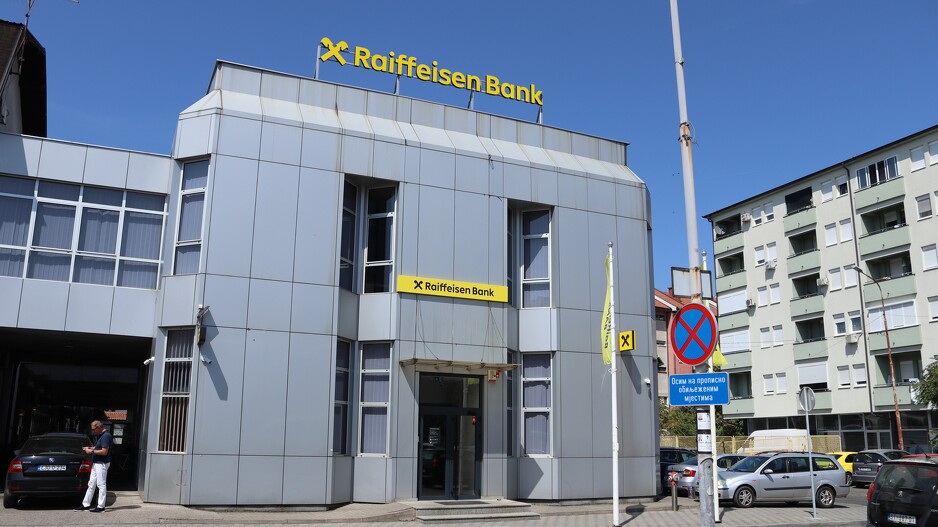 Raiffeisen banka renovirala poslovnicu u Bijeljini