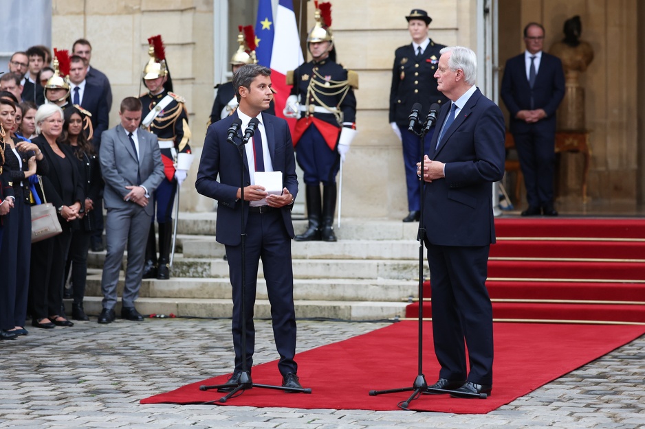Attal dužnost premijera predao Barnieru (Foto: EPA-EFE)