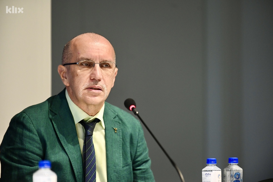 Plastični hirurg Zlatko Vlajčić (Foto: T. S./Klix.ba)