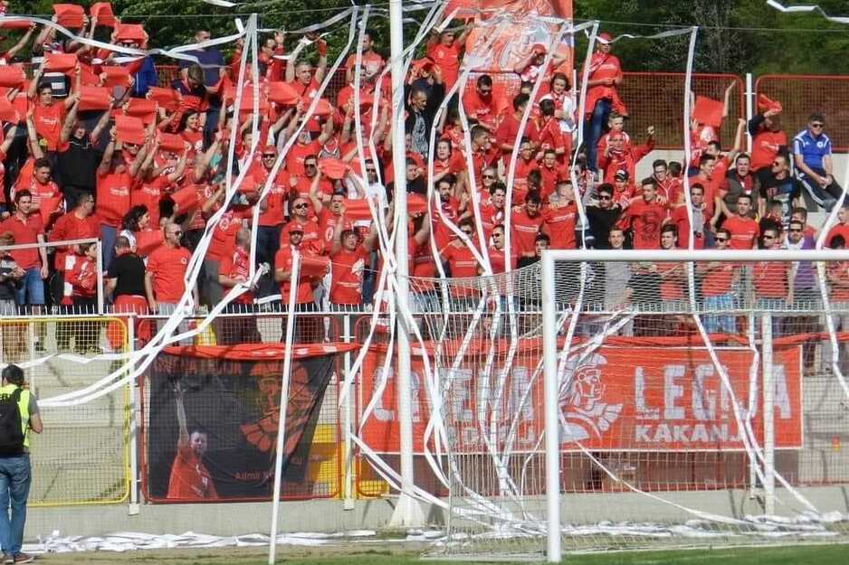 Crvena legija je uvijek nosila udarni transparent na svojim utakmicama (Foto: Facebook)