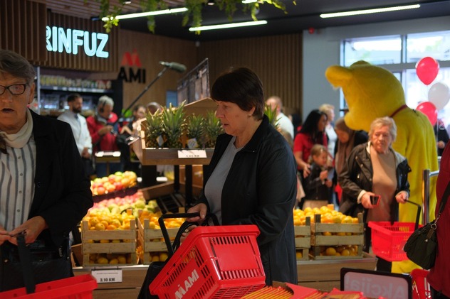 AMI supermarket