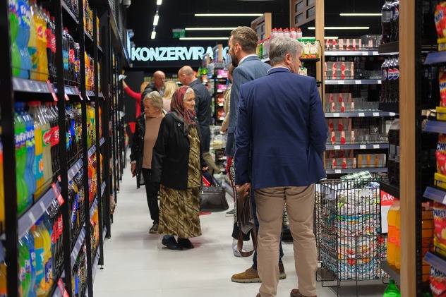 AMI supermarket