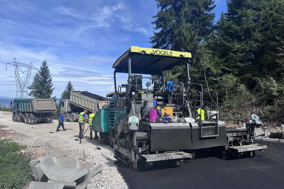 Dionica koja se asfaltira je duga tri kilometra (Foto: Vlada KS)