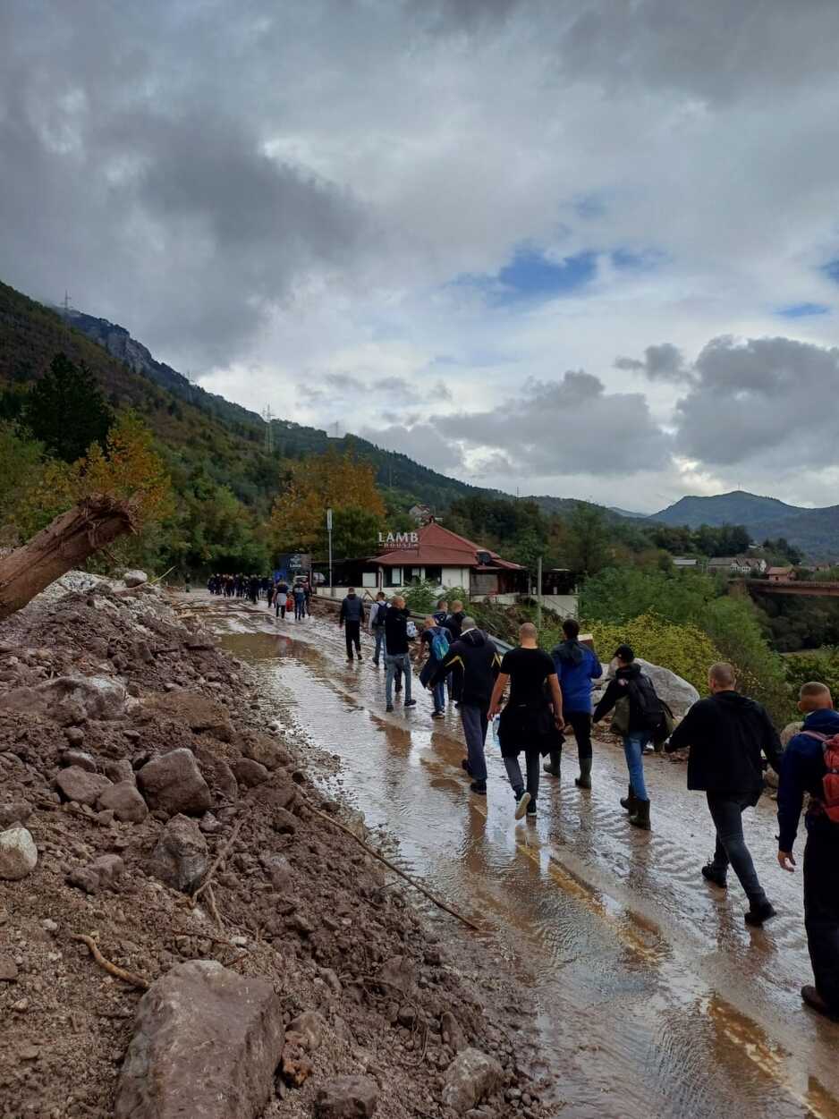 Navijači Veleža u Jablanici (Foto: Klub navijača Red Army)