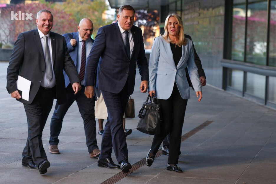 Radovan Viošković, Milorad Dodik i Željka Cvijanović (Foto: I. L./Klix.ba)