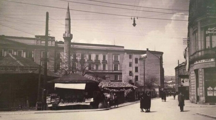 Fotografija džamije nastala početkom 20. stoljeća