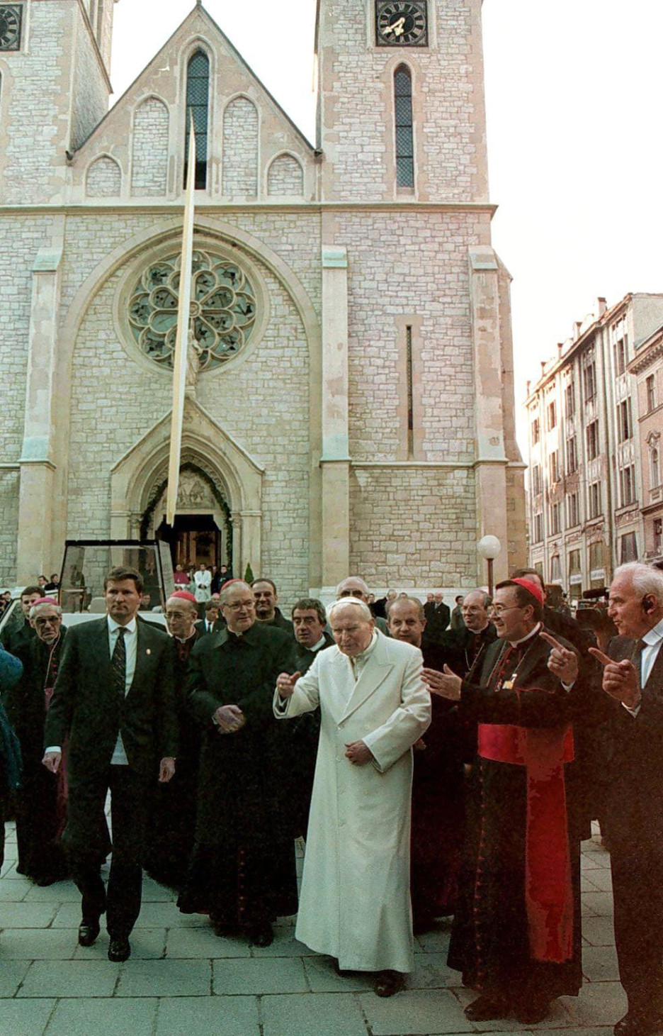 Katedrala tokom posjete Ivana Pavla II 1997. godine (Foto: EPA-EFE)