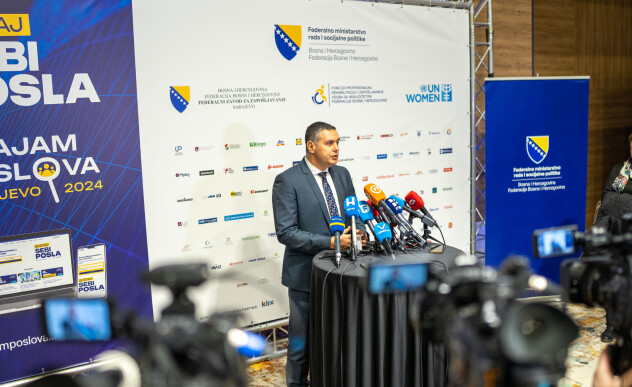 Počeo sajam "Gledaj sebi posla"