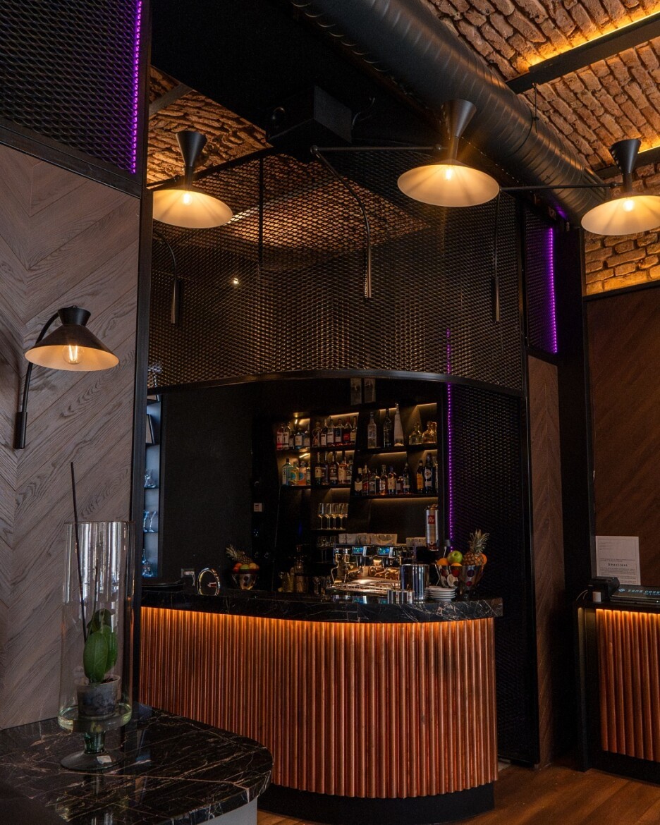 Sans Cesse Bar & Lounge