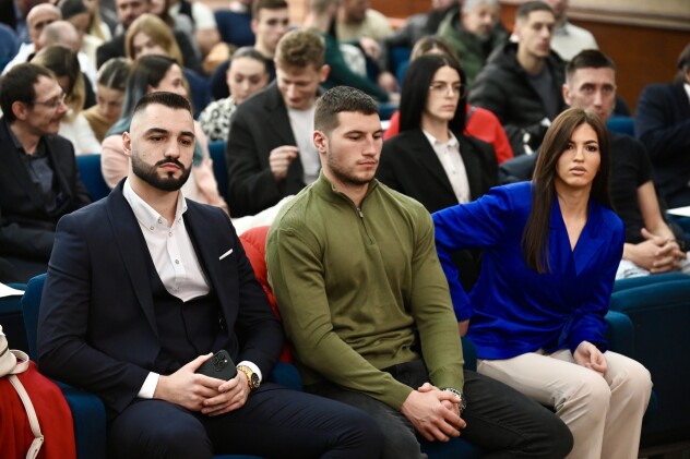 Anes Bostandžić, Albert Ugrinčić i Emina Sipović (Foto: T. S./Klix.ba)