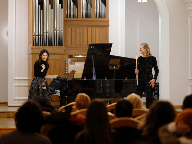 Flautistica Iva Ugrčić i pijanistica Satoko Hayami (Foto: Vanja Čerimagić)