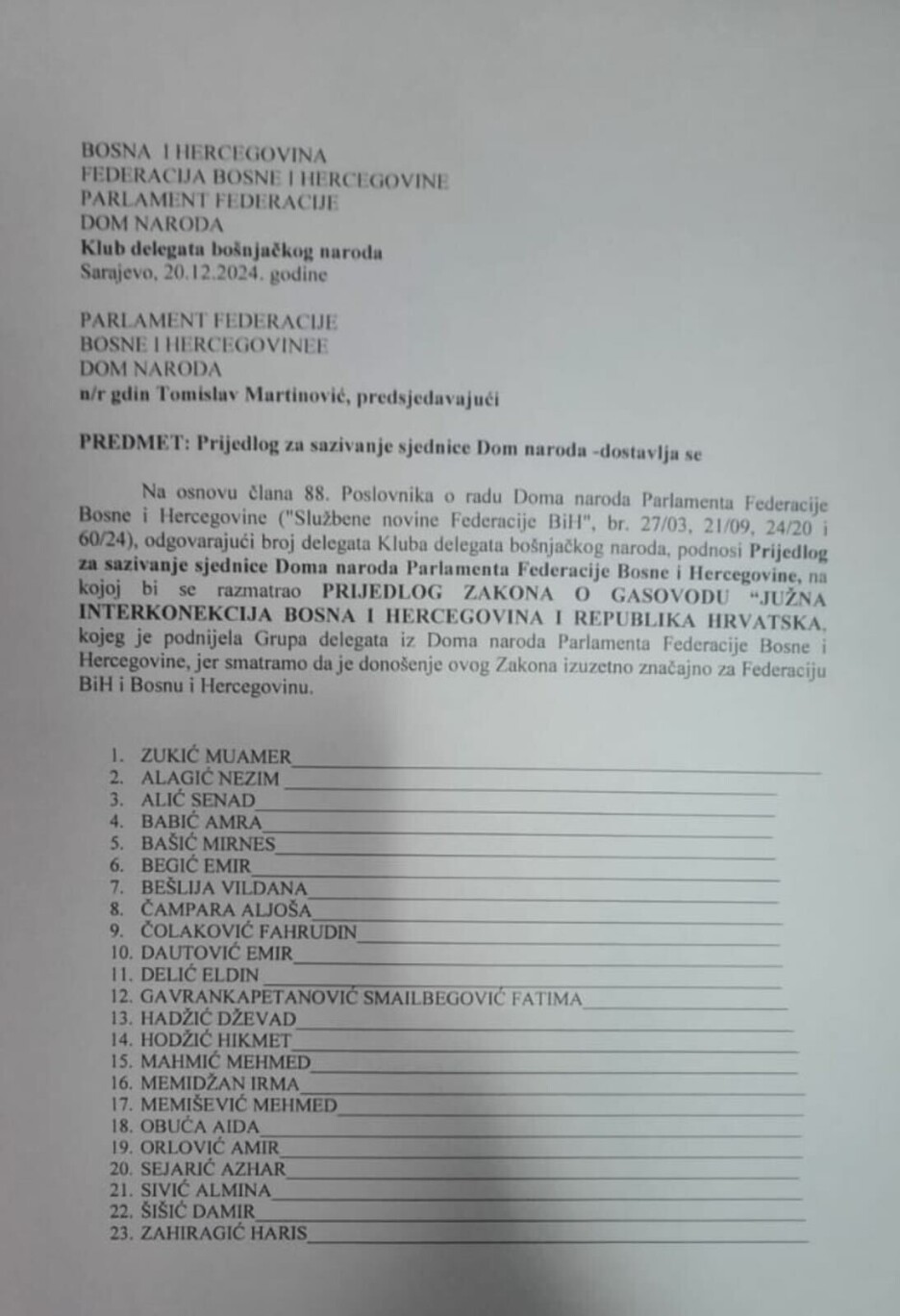 Prijedlog akta kojim se traži hitna sjednica Doma naroda zbog zakona o Južnoj interkonekciji (Foto: Klix.ba)