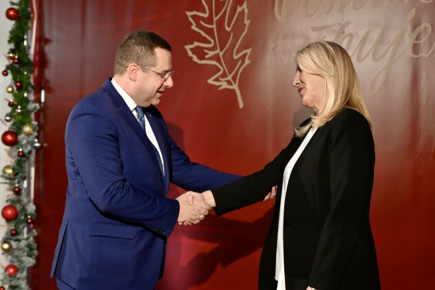 Radovan Kovačević sa Željkom Cvijanović (Foto: V. D./Klix.ba)