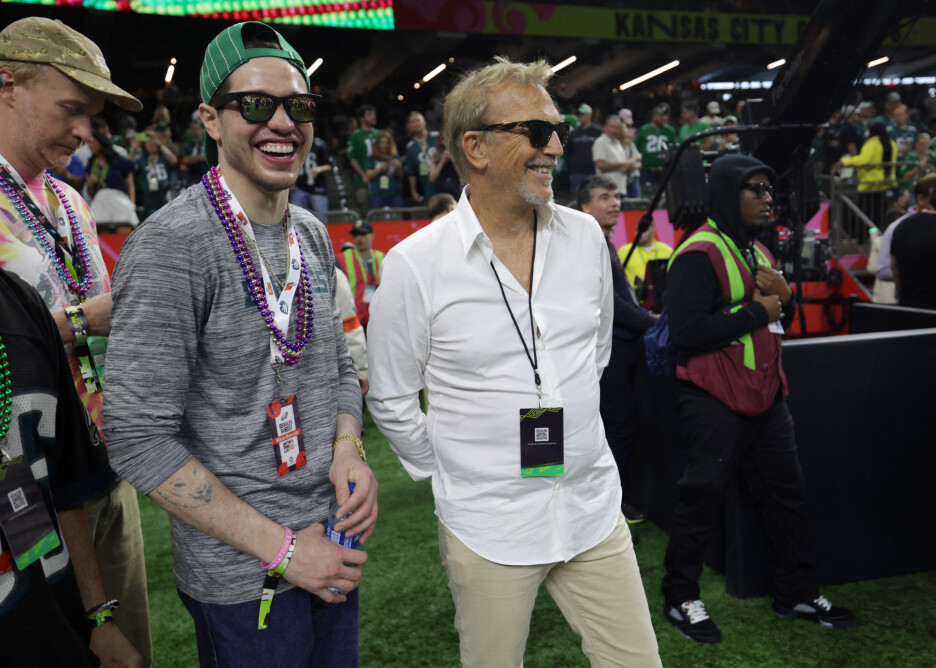 Pete Davidson i Kevin Costner (Foto: Reuters)
