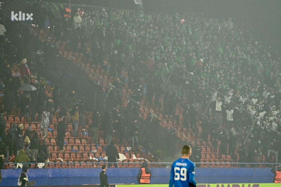 Policija intervenisala na Gradskom stadionu u Banjoj Luci (Foto: E. M./Klix.ba)