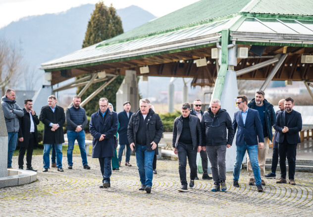 Posjeta Komšića Memorijalnom centru Srebrenica