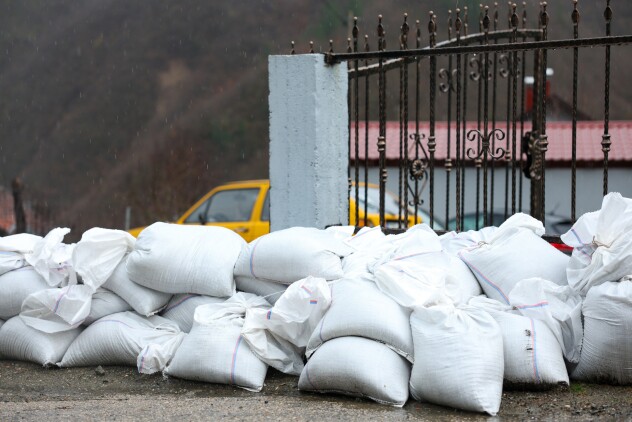 Selo Zlate: Mještani nastoje spriječiti nove poplave (Foto: I. L./Klix.ba)