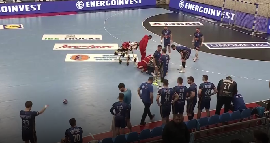 Nosila na terenu nakon sudara Mehmedčehajića s Gruzijcem (Foto: Screenshot)