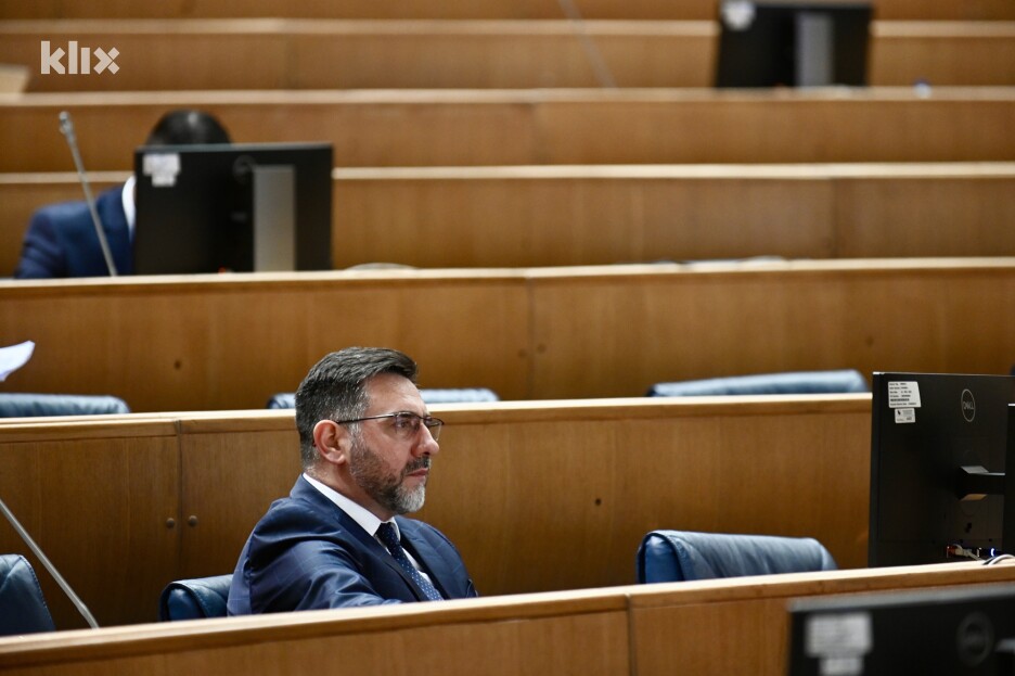 Edin Ramić kaže da je inače suzdržan kada je riječ o prijedlozima vladajuće koalicije (Foto: T. S./Klix.ba)