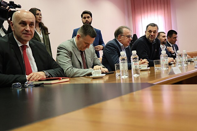 (Foto: FENA)