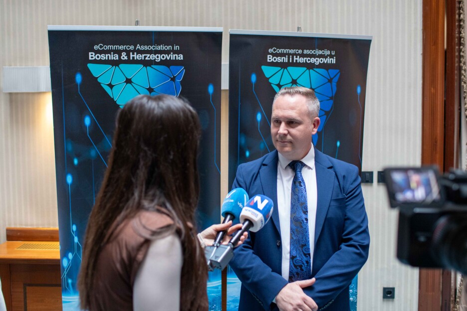 Istaživanje o online kupovini u BiH
