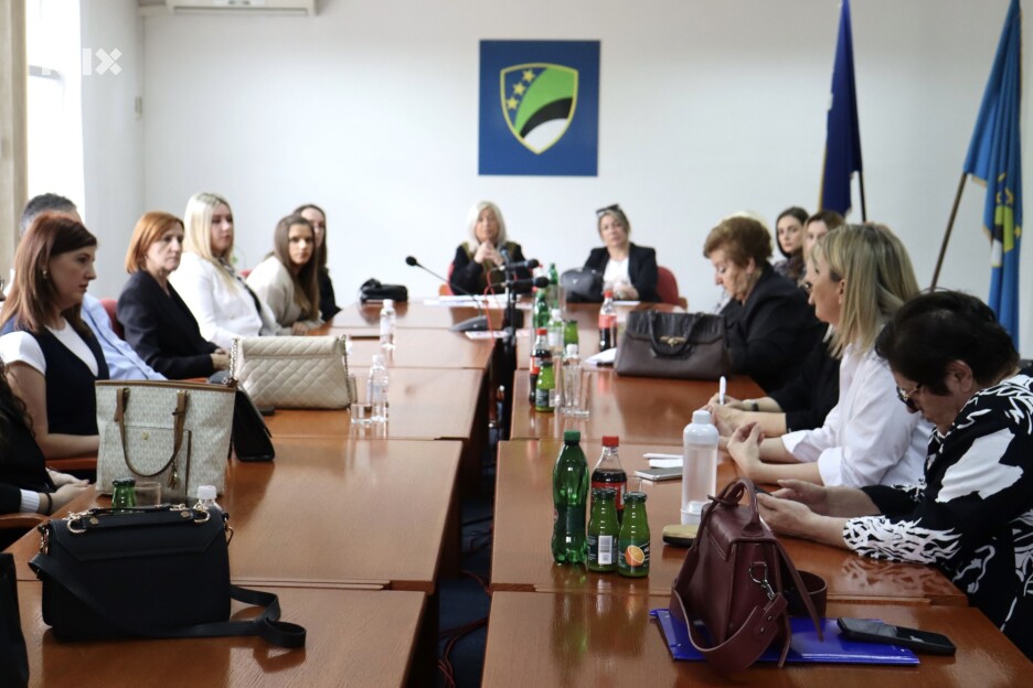Detalj tokom sastanka u Tuzli (Foto: A. K./Klix.ba)