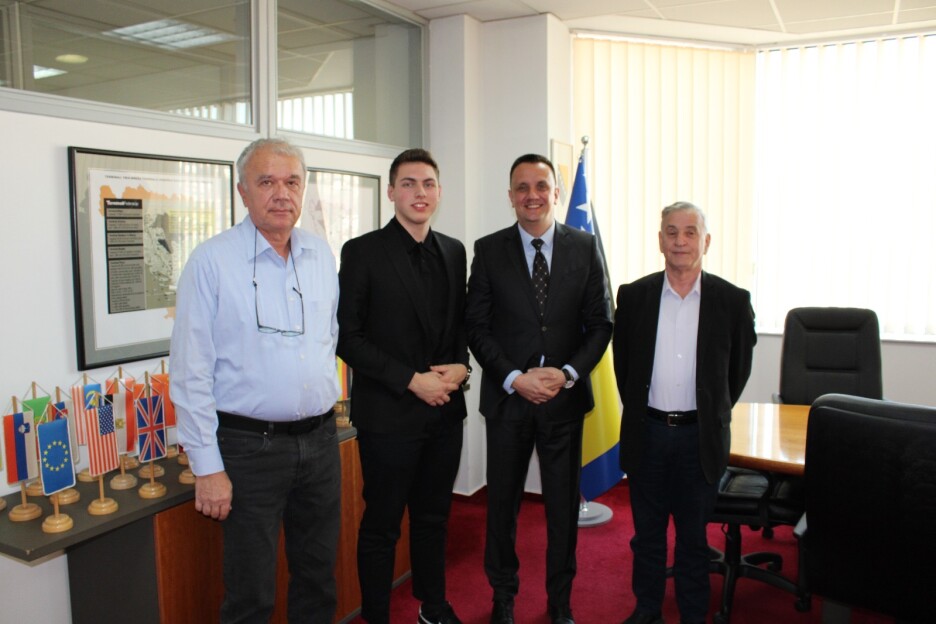 Muhamed Hamamdžić s ministrom energije, rudarstva i industrije FBiH Vedranom Lakićem (Foto: Turbine Tech)