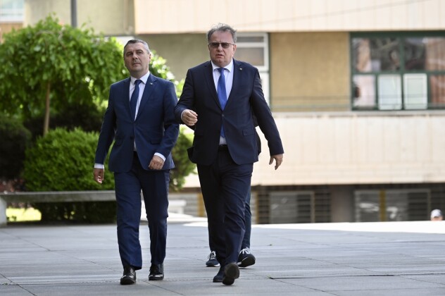 Nerin Dizdar i Nermin Nikšić (SDP) (Foto: T. S./Klix.ba)