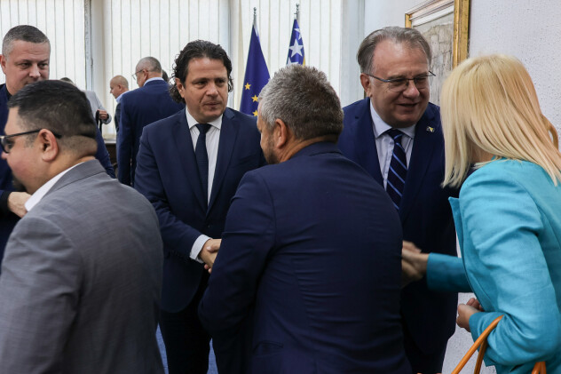 Vojin Mijatović, Toni Kraljević i Nermin Nikšić domaćini prijema (Foto: Vlada FBiH)
