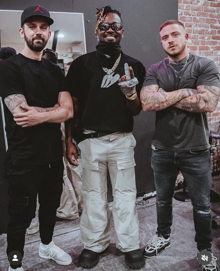 Miroslav Pavlović sa NFL igračem Antoniom Brownom