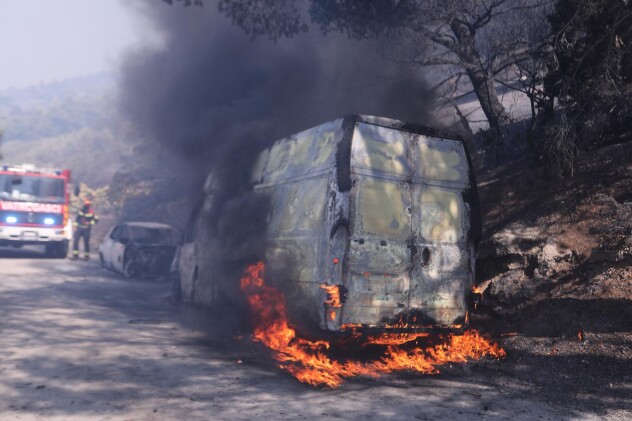 Vatrena stihija u Pisku (Foto: Pixsell)