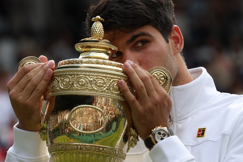 Trofej Wimbledona krasi ananas - simbol bogatstva i prestiža (Foto: EPA-EFE)