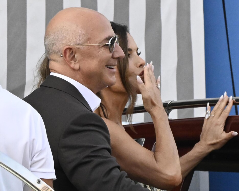 Jeff Bezos i Lauren Sanchez (Foto: EPA-EFE)