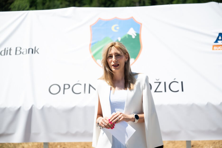 Srna Peranović, ASBIS