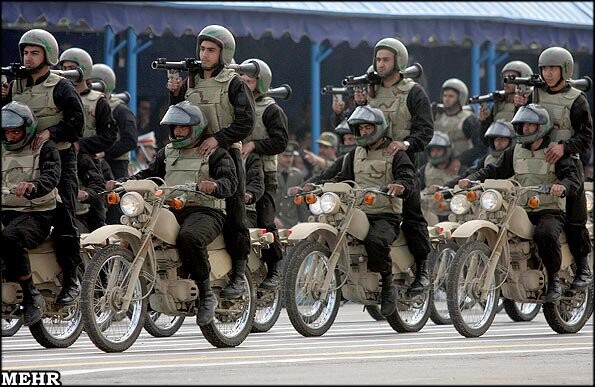 Iranske motociklističke jedinice (Foto: Mehr)