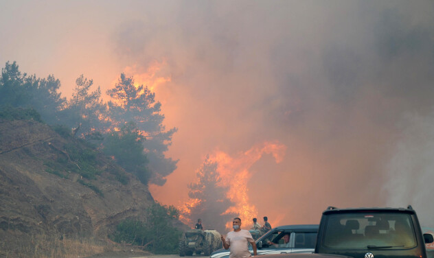 Požar u Turskoj (Foto: Reuters)