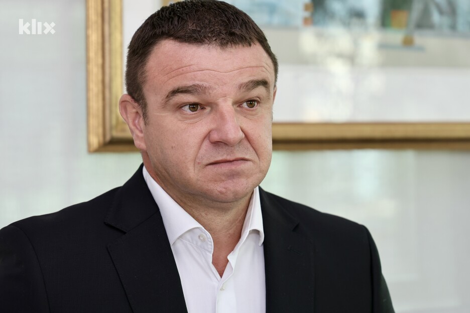 Buljubašić: Energetska stabilnost se ne može bazirati na solarnim i vjetroelektranama (Foto: I. Š./Klix.ba)
