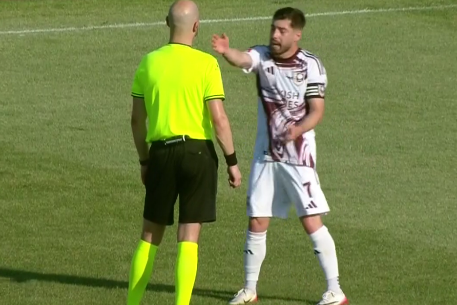 Guliashvili pokušao razgovarati s glavnim sudijom, ali bezuspješno (Foto: Screenshot)