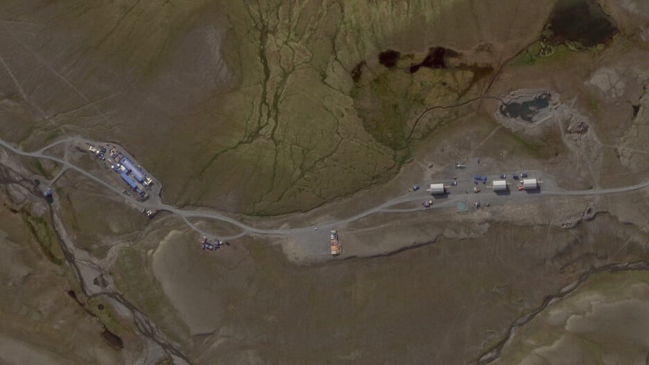 Një imazh satelitor tregon pajisjet në vendin e testimit Pankovo në ishullin Yuzhny, në arkipelagun Novaya Zemlya në Detin Barents, Rusi, më 7 gusht 2025. (Foto: Reuters)