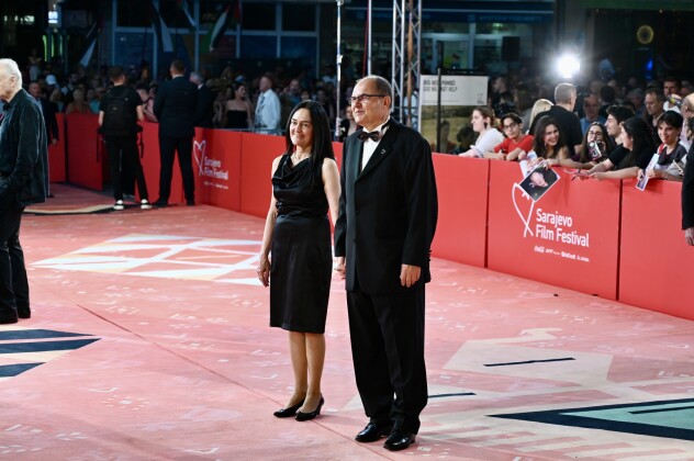 Christian Schmidt sa suprugom (Foto: T. S./Klix.ba)