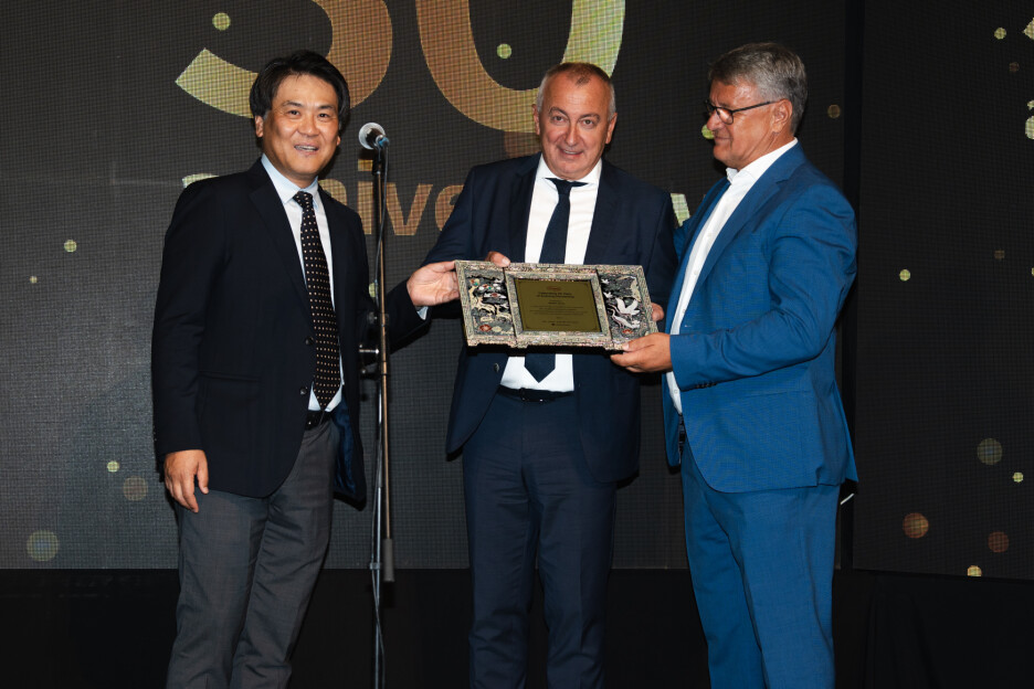 DongHyun Kim, Damir Kalmar i Svjetlan Stanić